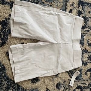 White shorts apt.9